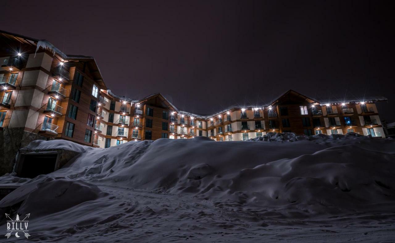 Skytop Studios Gudauri Exteriör bild